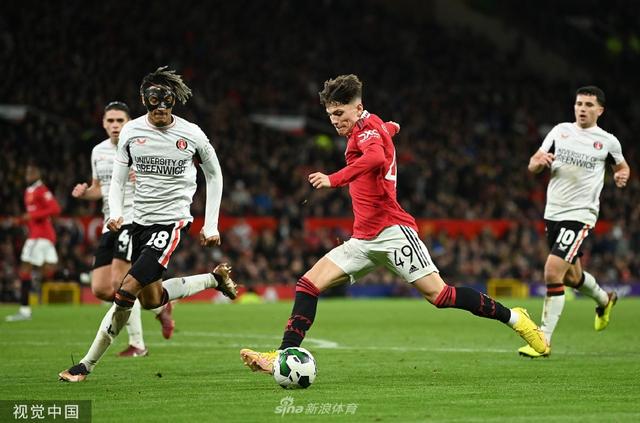 情况下依然 情况下依然