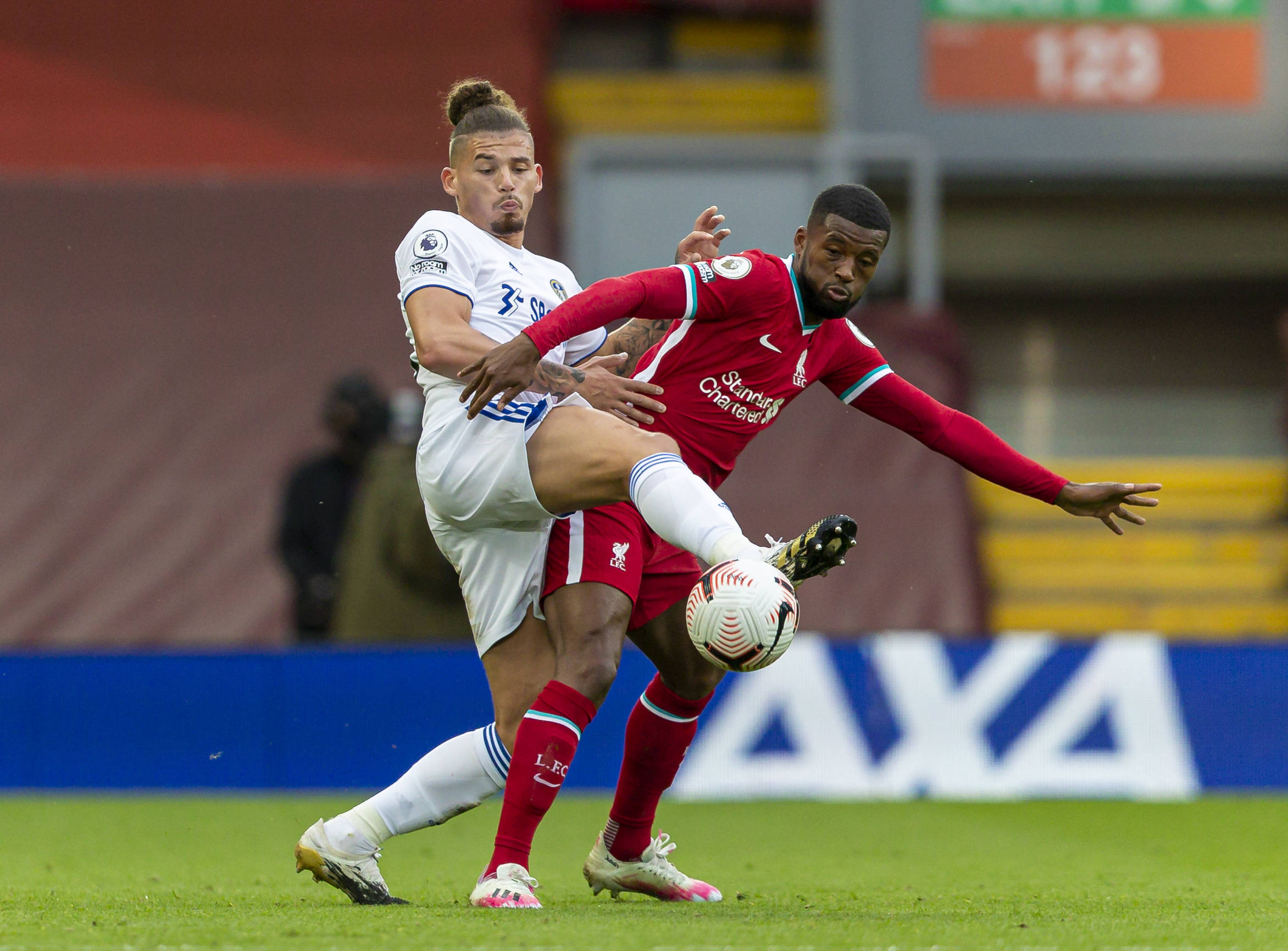 丹尼尔斯打 丹尼尔斯打